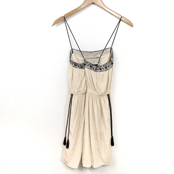 Zara Embroidered Lace Neckline Boho Dress - Picture 5 of 6